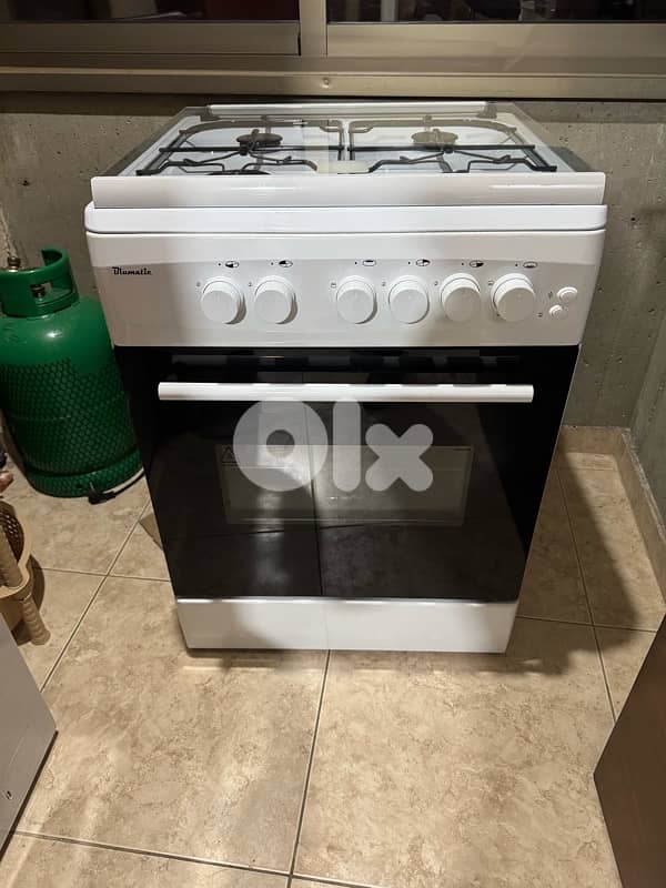 White oven 1