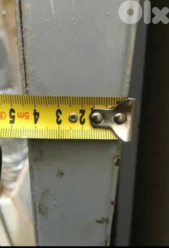 باب حديد بدون برواز ب ١٥٠$ موجود ببيروت  70674561 4