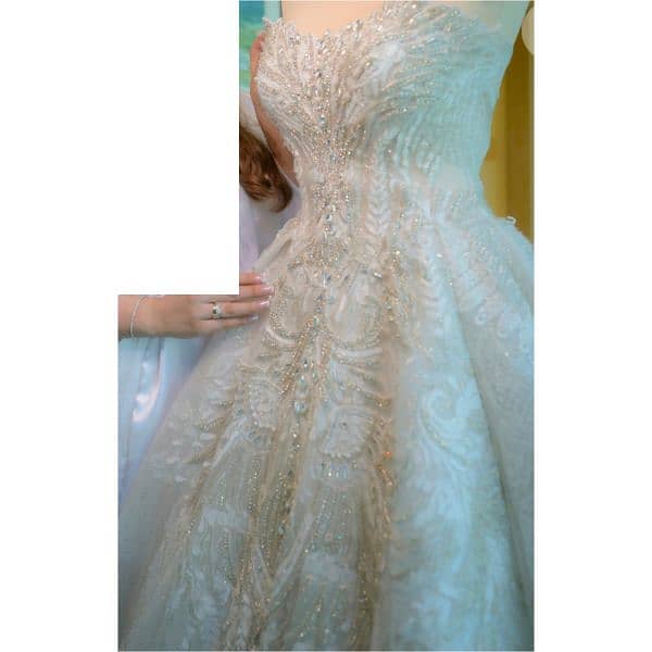 royal wedding dress 2