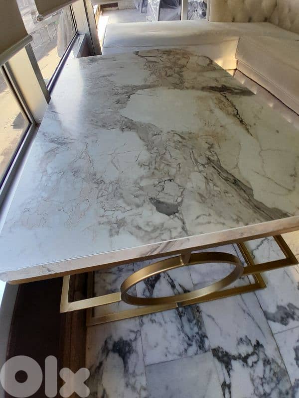 زاويه مع طاولات 2