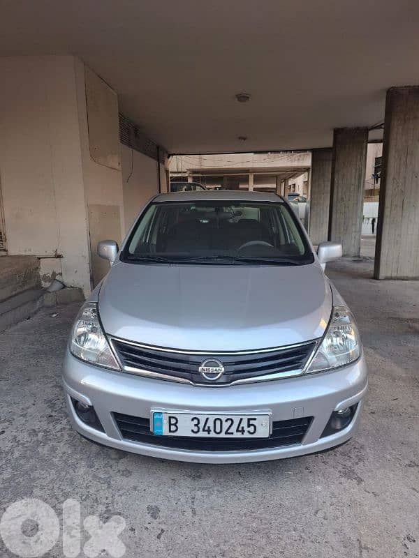 Nissan Tiida 2012 0