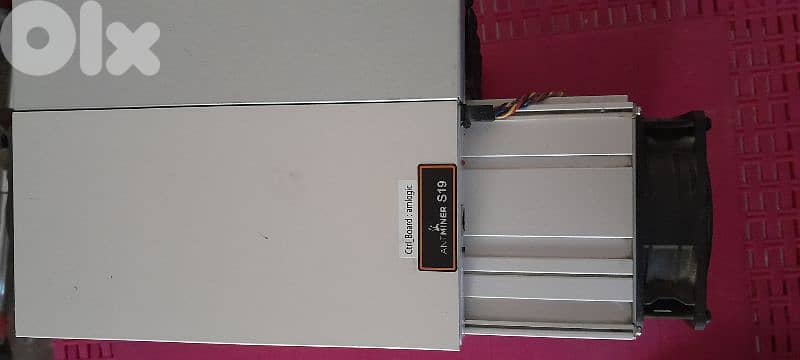 Antminer S19 1