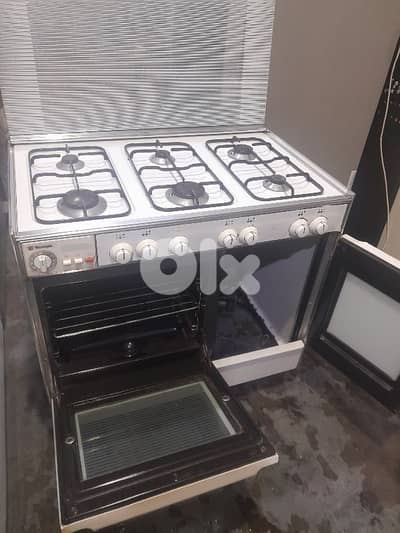 فرن غاز ٦ عيون ايطالي