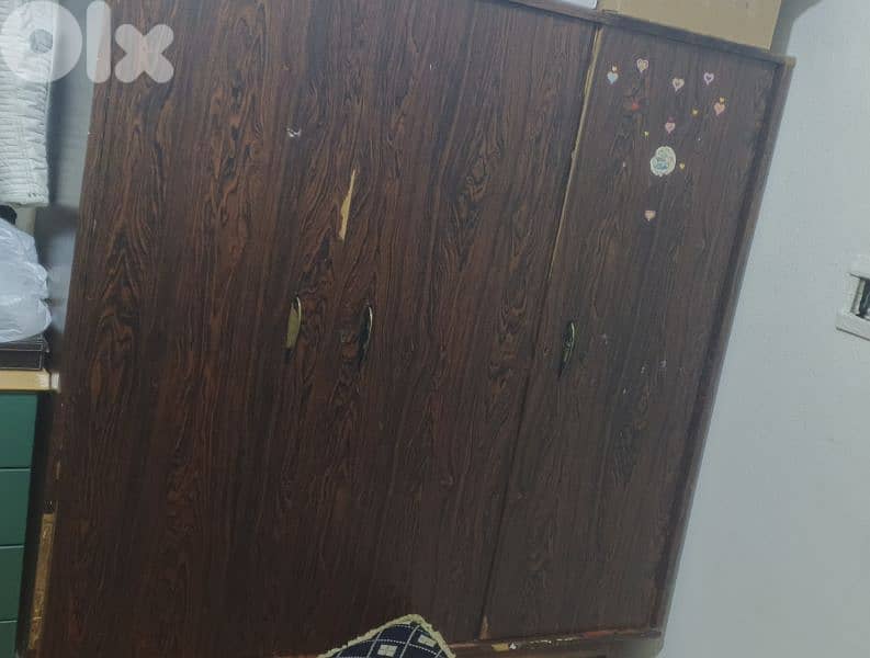 اغراض للبيع 0