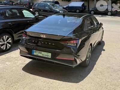 HYUNDAI ELANTRA 2026
