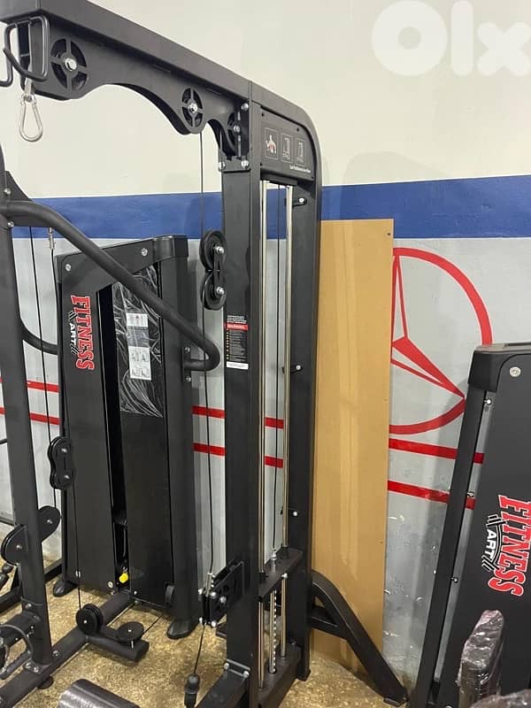 Lat / row machine new 2