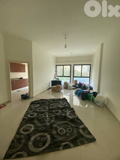 شقة ضمن موقع مميز للايجاو في بشامون apartment for rent in bchamoun