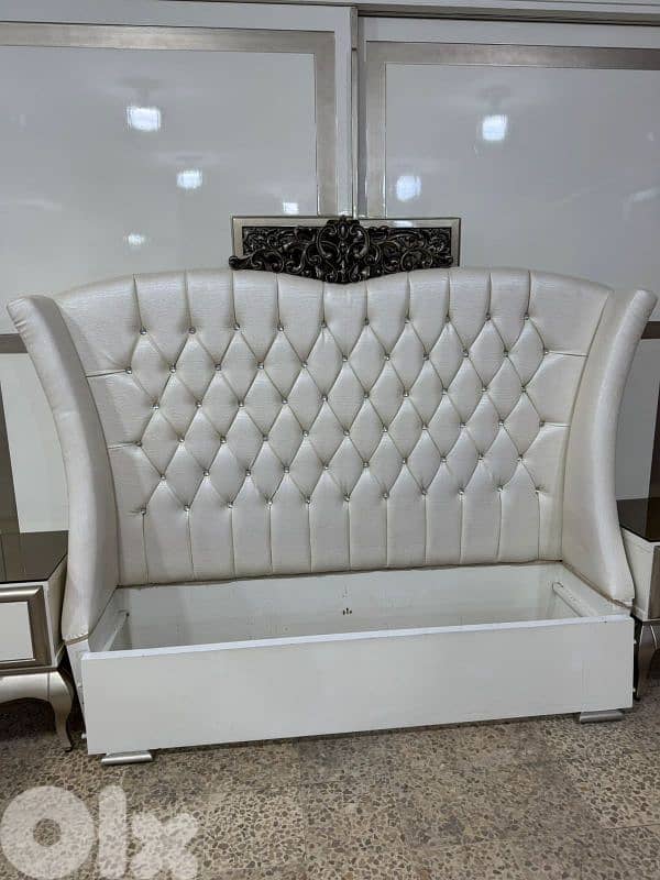 اوضة نوم ملكية مصرية خشب زان ولاتي كلا سحاب 11