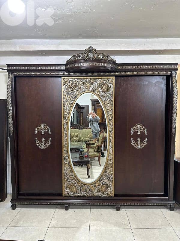 اوضة نوم ملكية سحاب خشب زان ولاتي كلا ملبسة قشر 2