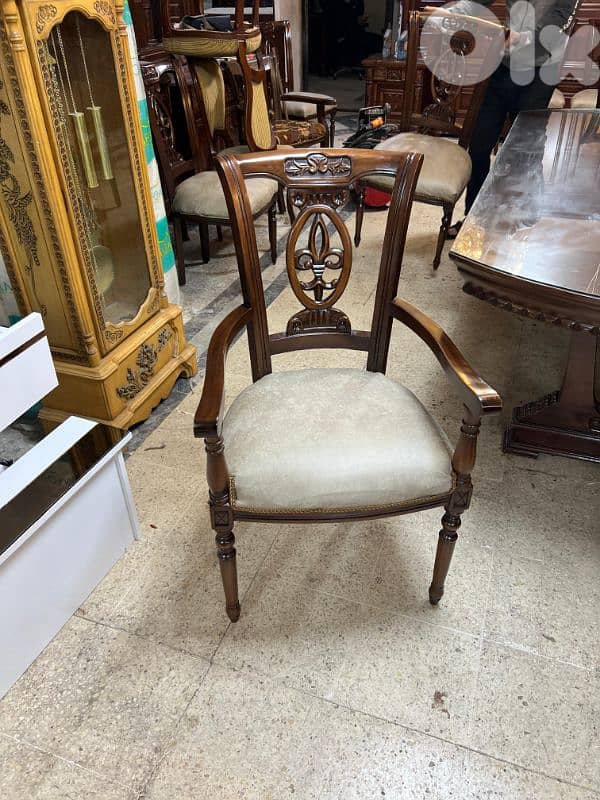 اوضة سفرة خشب زان ولاتي كلا ملبسة قشر 4