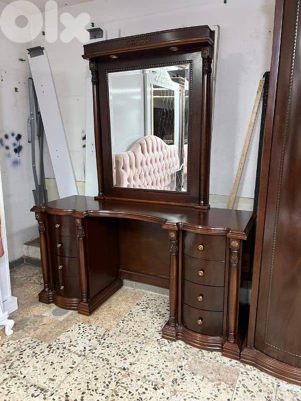 اوضة نوم ملكية خشب زان ولاتي كلا ملبسة قشر سحاب ودرف 5