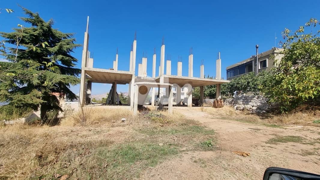 Land for Sale in Trshish-  ‎أرض للبيع مع فيلا قيد الإنشاء في ترشيش 0