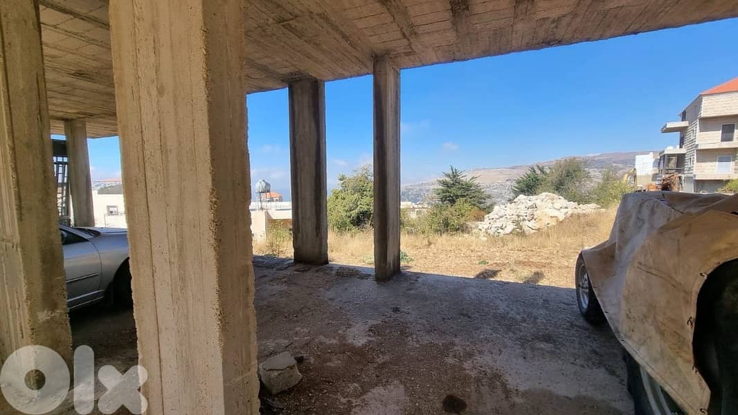 Land for Sale in Trshish-  ‎أرض للبيع مع فيلا قيد الإنشاء في ترشيش 4