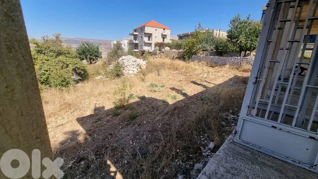 Land for Sale in Trshish-  ‎أرض للبيع مع فيلا قيد الإنشاء في ترشيش 5