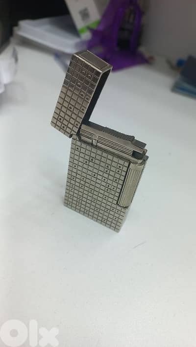 silver Dupont lighter