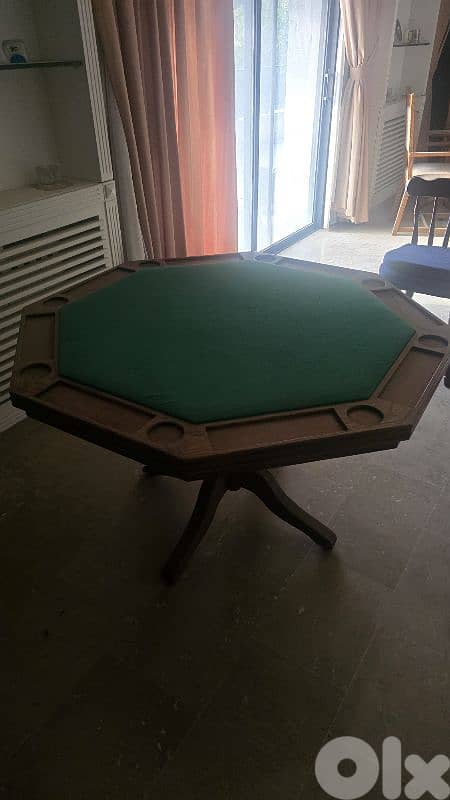 Poker table 2