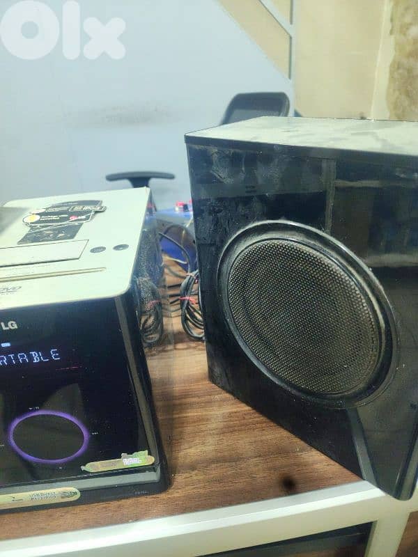 sarround system (LG) 2