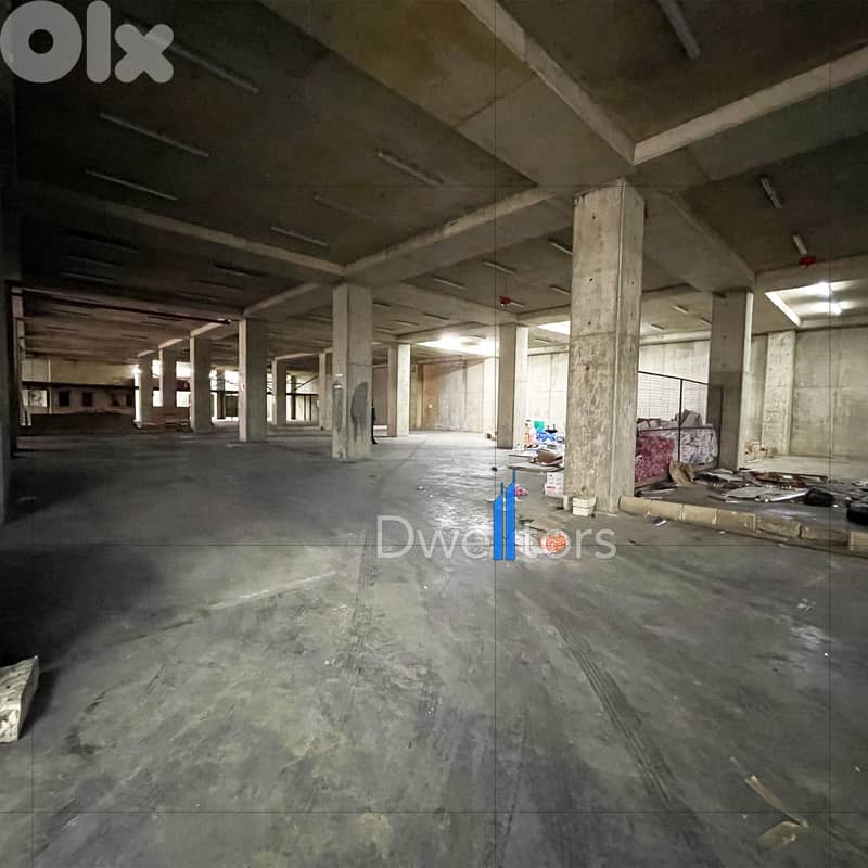 Warehouse for rent in ROUMIEH - 2500 MTS2 - 3.8 Mt Height 0