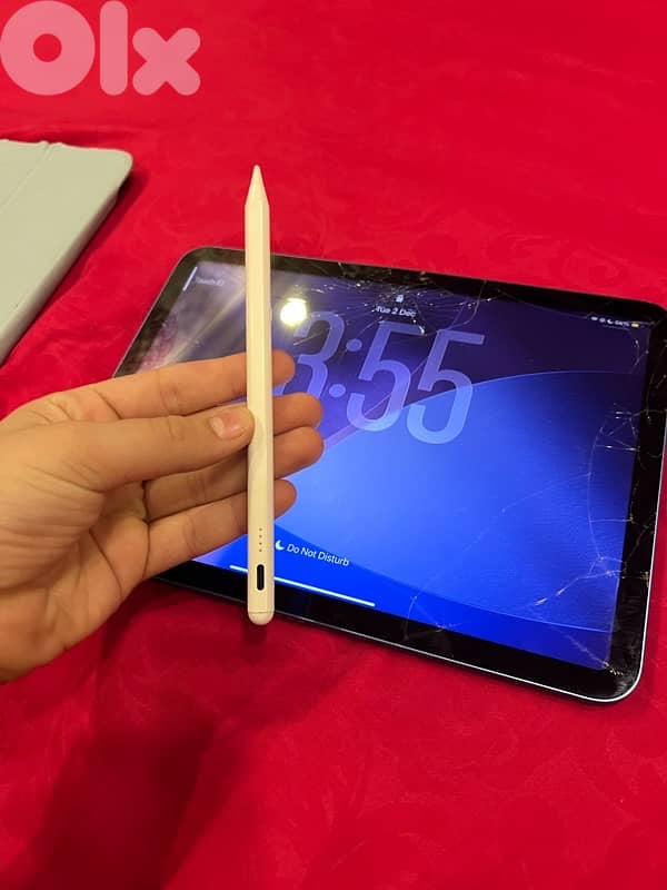 ايباد 10 للبيع بحاله جيده 15