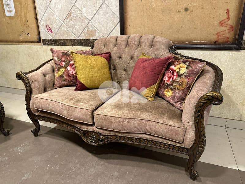 طقم كنبايات حفر ملكي خشب زان قماش وردة اسفنج إكسترا 2