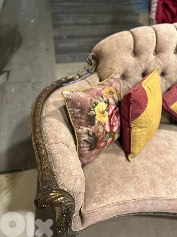 طقم كنبايات حفر ملكي خشب زان قماش وردة اسفنج إكسترا 9