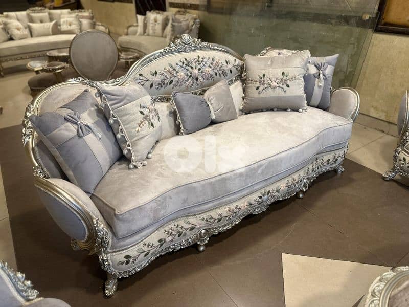 طقم كنبايات ملكي حفر خشب زان مصري جديد ست قطع وطاولة قماش وردة 0