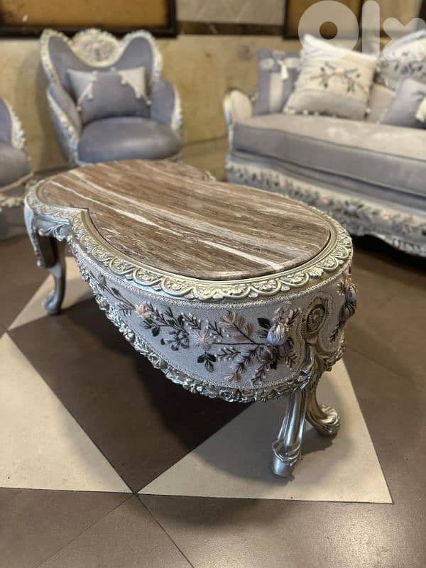 طقم كنبايات ملكي حفر خشب زان مصري جديد ست قطع وطاولة قماش وردة 4