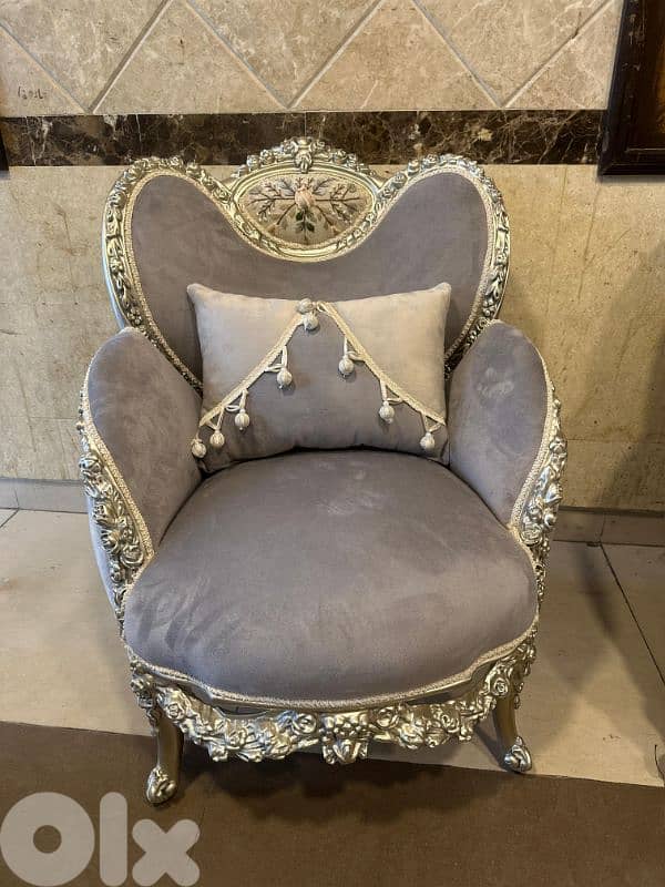 طقم كنبايات ملكي حفر خشب زان مصري جديد ست قطع وطاولة قماش وردة 8