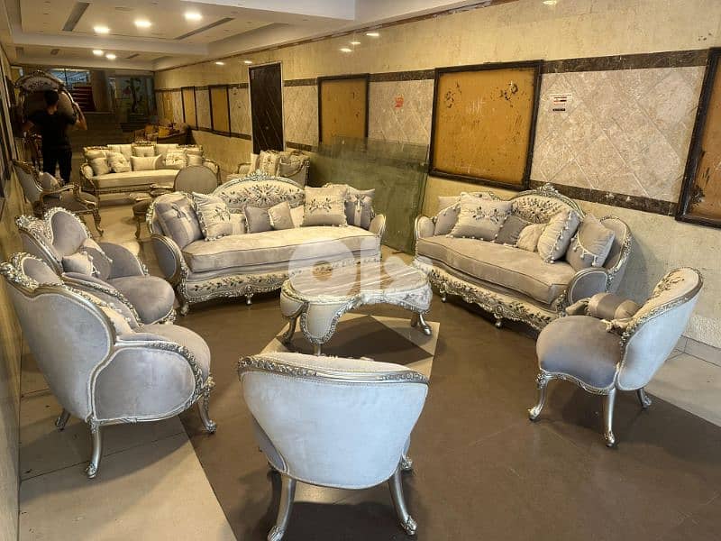 طقم كنبايات ملكي حفر خشب زان مصري جديد ست قطع وطاولة قماش وردة 10