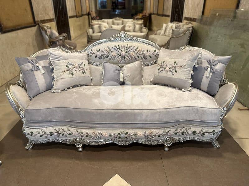 طقم كنبايات ملكي حفر خشب زان مصري جديد ست قطع وطاولة قماش وردة 11