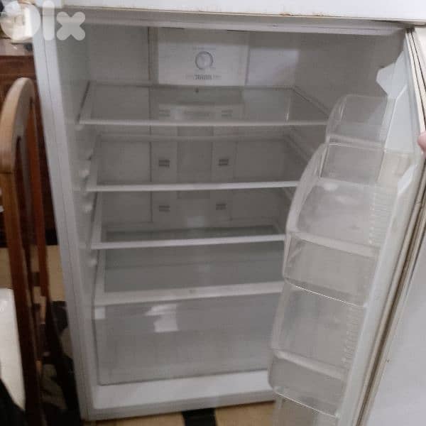 refrigerator - brand: silver 2