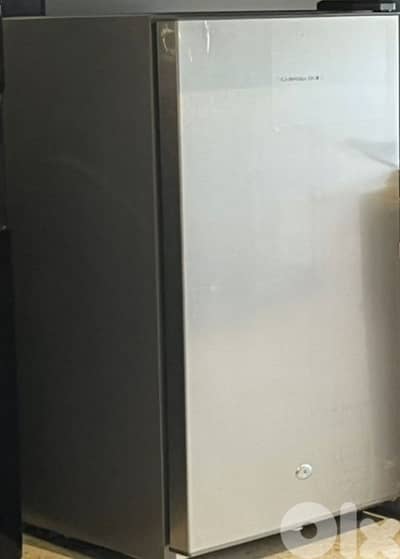 Campomatic Mini Fridge 5cft