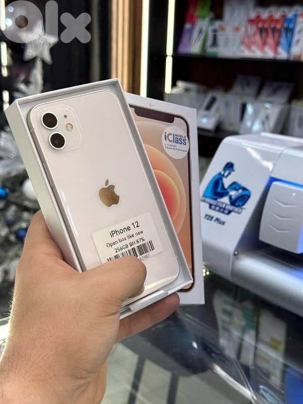 iPhone 12  256Gb used like new battery 87% 1