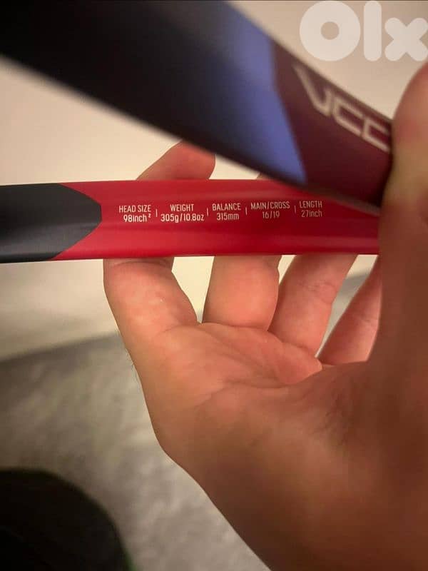 LIKE NEW YONEX VCORE 98 (305g) GRIP 3 5