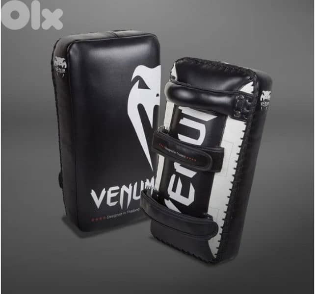Venum Kick Pads 3