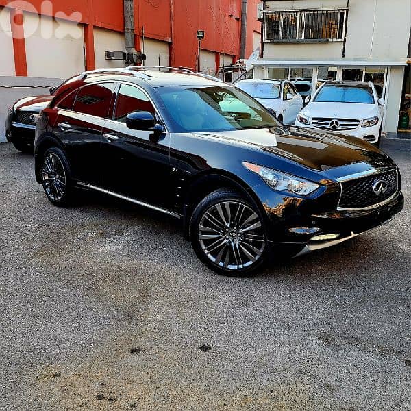 Infiniti QX70 LIMITED EDITION 3.7 AWD 2017  MINT CONDITON 0