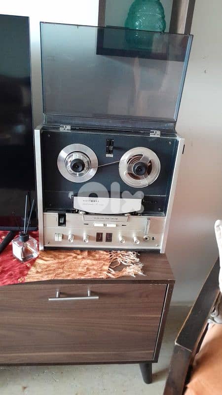 دف أثري من الطراز القديم و بكر (stereo) من أيام الست صباح 1