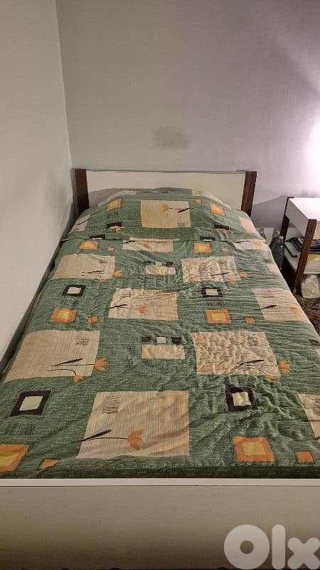 Bed with medical mattress for sale 0