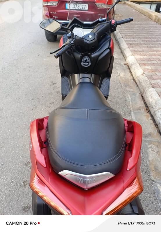 xmax 300 cc 8