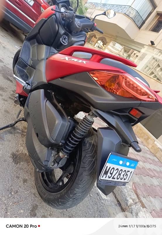 xmax 300 cc 10