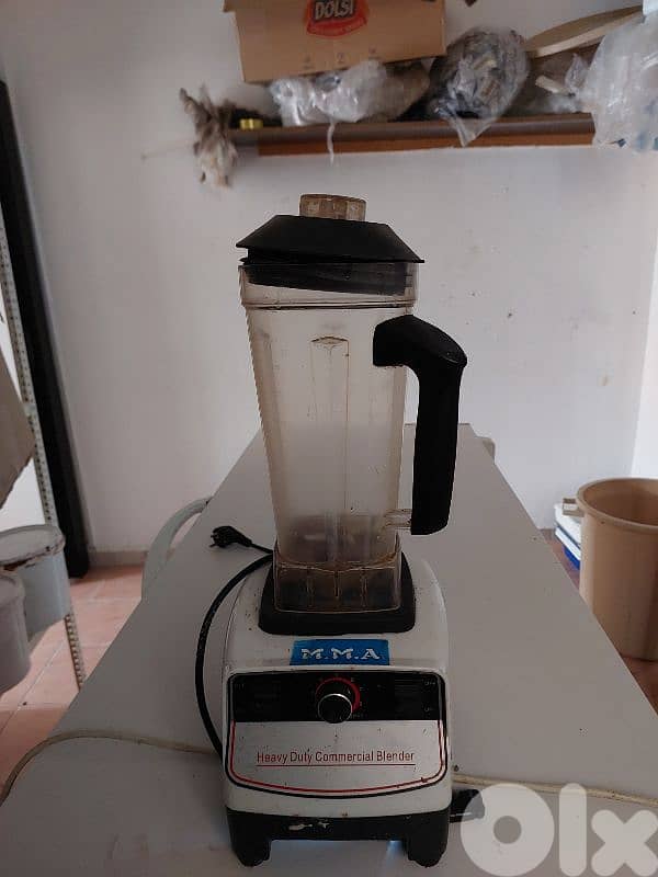 عدة محل عصير كلن مع بعض 9