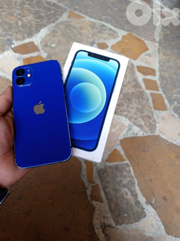 Apple 12 5G & Apple 11 Pro 1