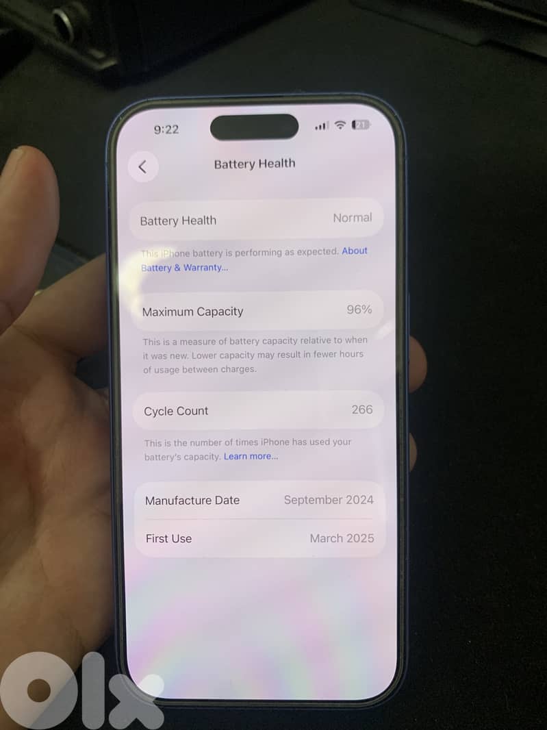 iPhone 16 0 scratch 1