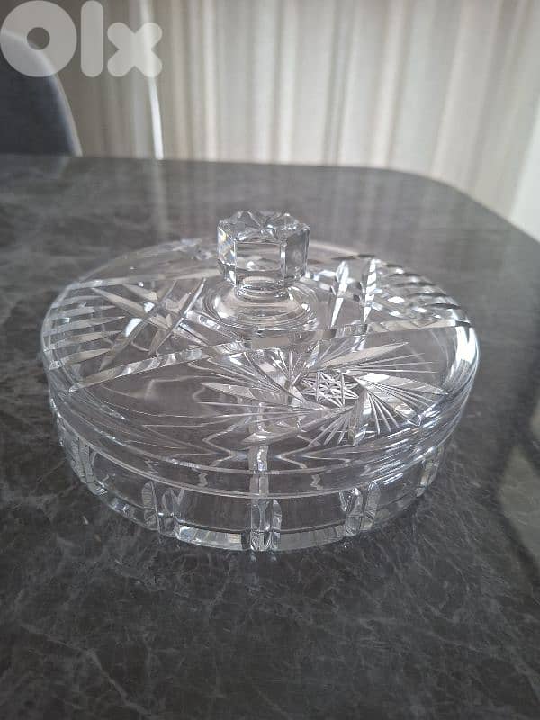 Crystal cut Bonbonniere 1