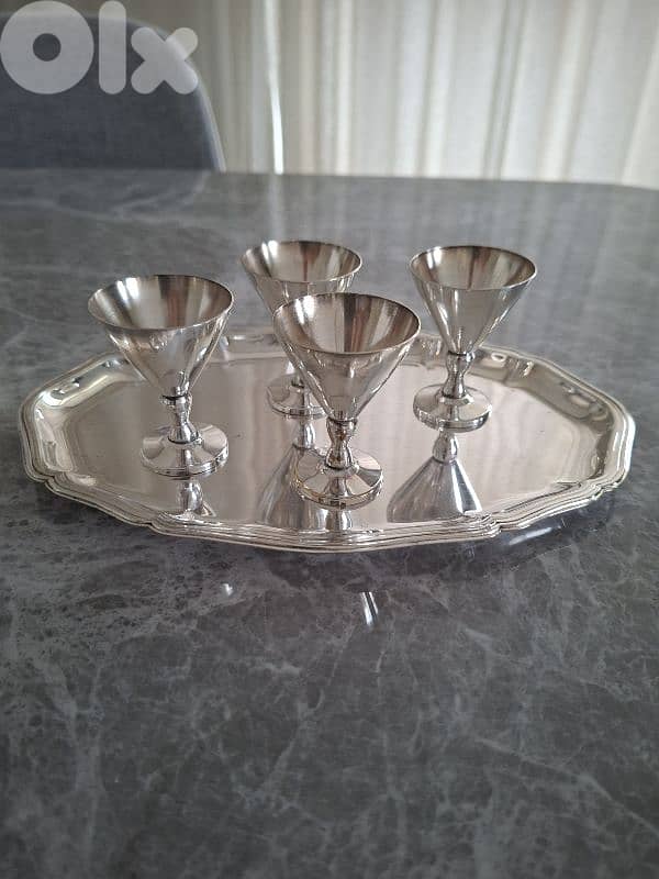 Set of 4 silver liqueur cups with tray 0