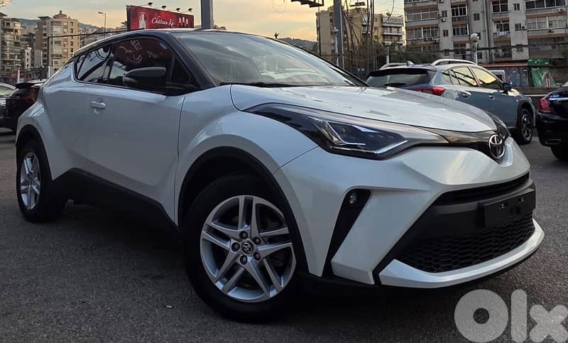 Toyota C-HR 2023 0