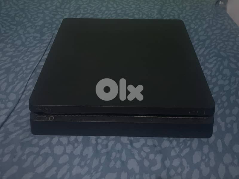Playstation 4 SLIM 0