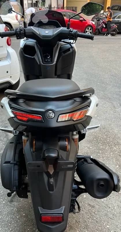 Yamaha NMAX 155 CC 5