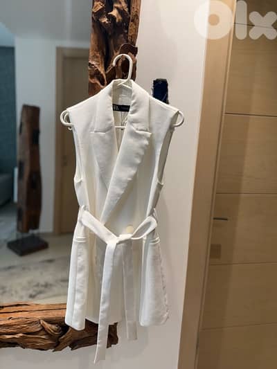 ZARA LONG BELTED DOUBLE BREASTED VEST IN TAG