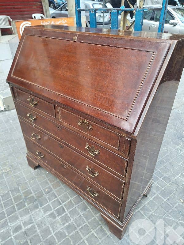 سكرتير خشب جوز انجليزية انتيك مميزة جدا 1